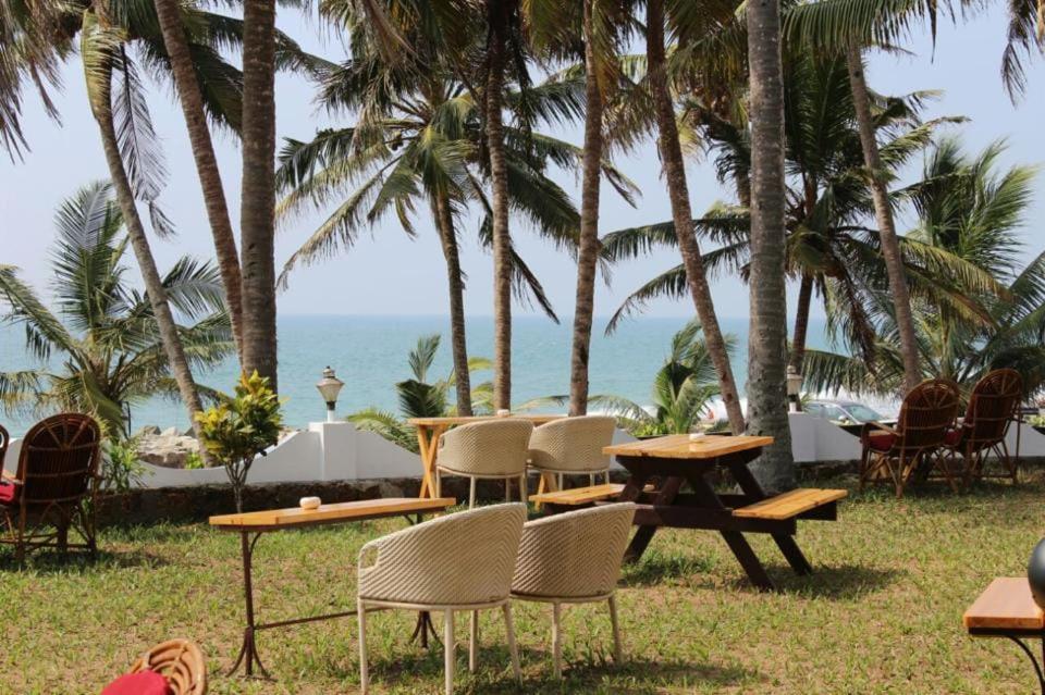 Vibes Beach House Varkala Exterior foto